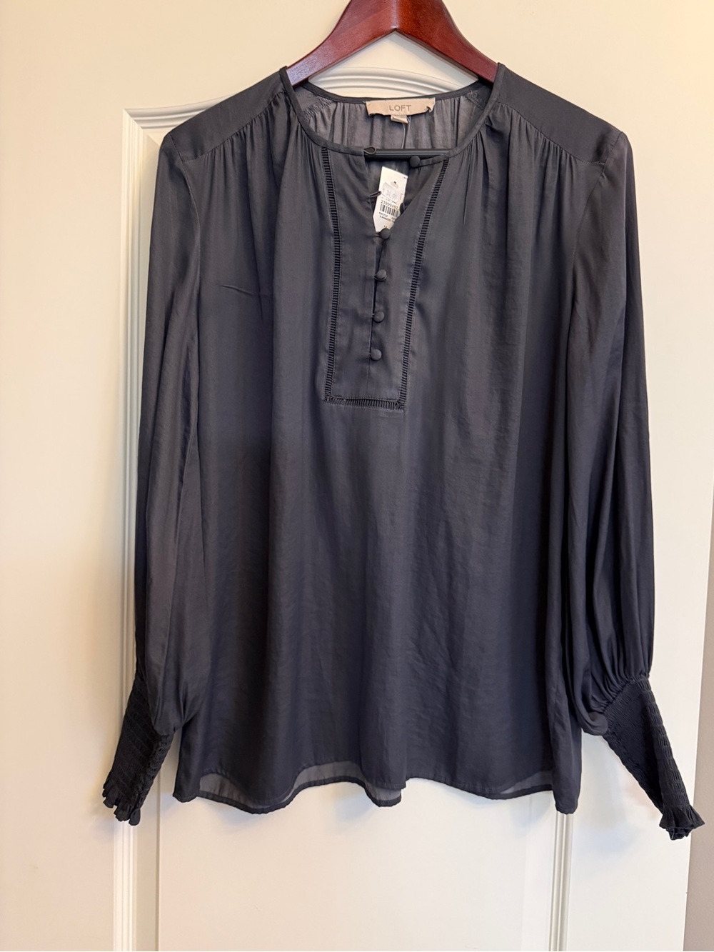 LOFT Charcoal Gray Button-Placket Long-Sleeve Blouse
